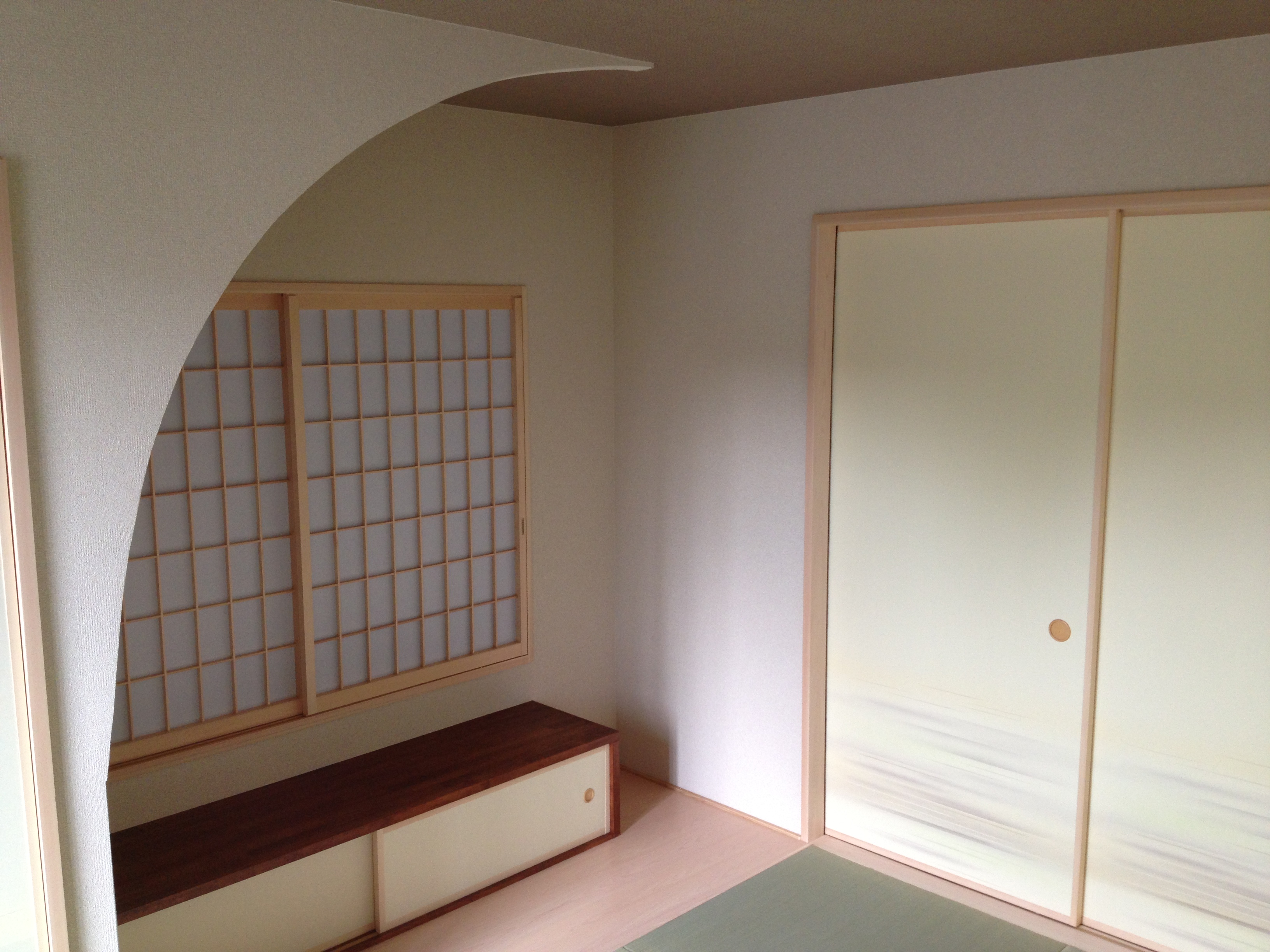 リフォームのお仕事も頑張っております。